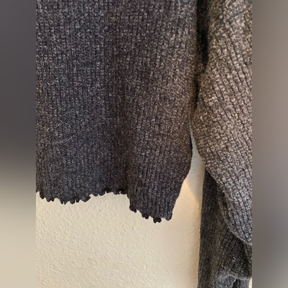 Fitz and Eddi crop top - Picture 3 of 4